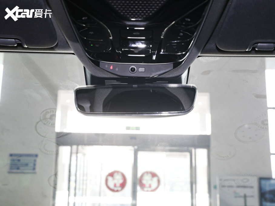 2022O T(ARCFOX T) 480S+ 175kW