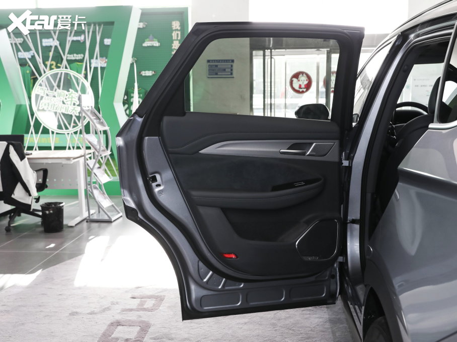 2022O T(ARCFOX T) 480S+ 175kW