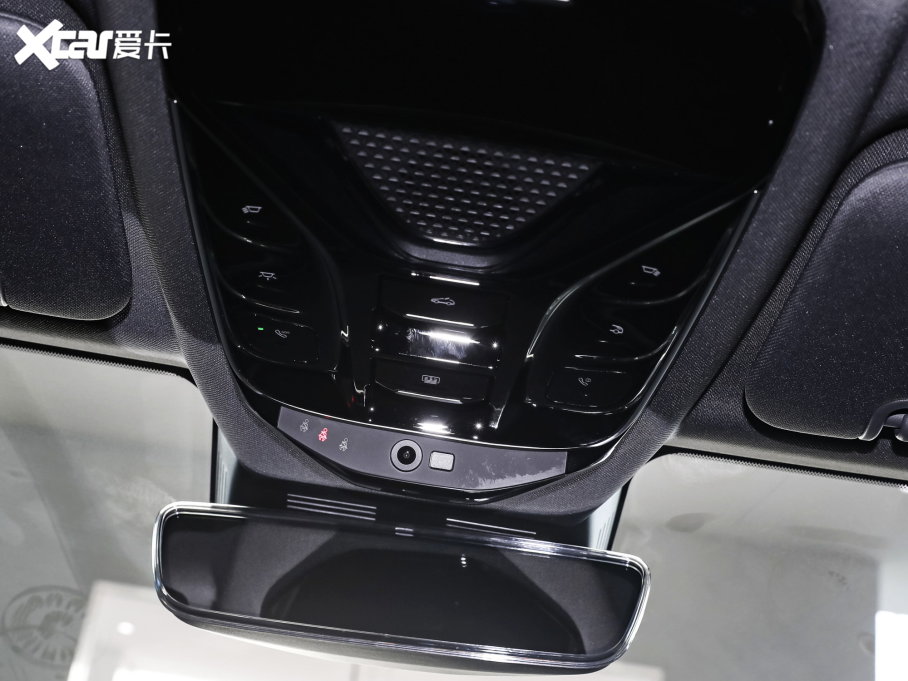 2022O T(ARCFOX T) 480S+ 175kW