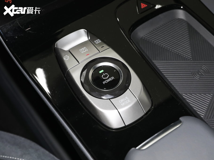 2022O T(ARCFOX T) 480S+ 175kW