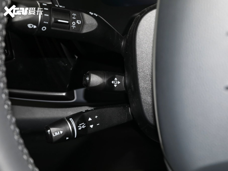 2022O T(ARCFOX T) 480S+ 175kW