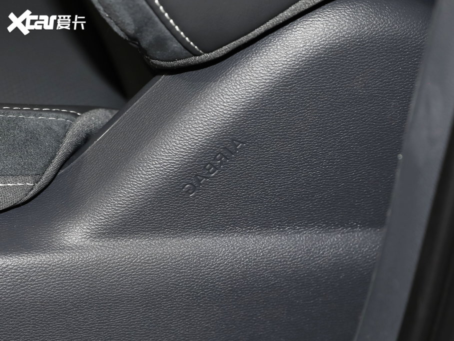 2022O T(ARCFOX T) 480S+ 175kW