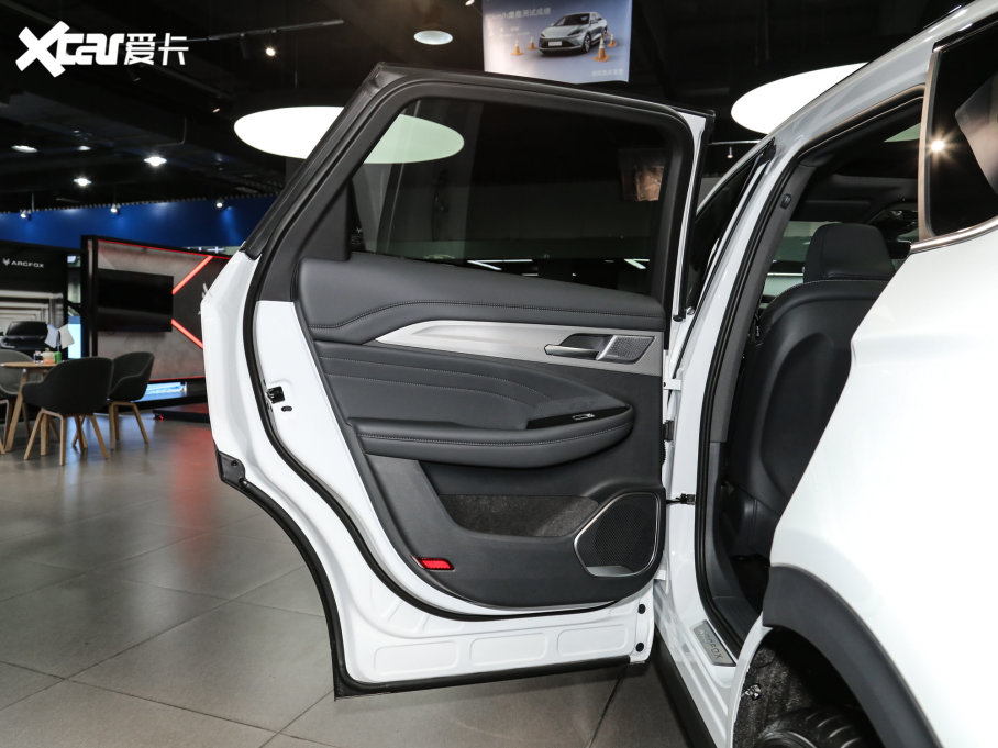 2022O T(ARCFOX T) 480S 160kW