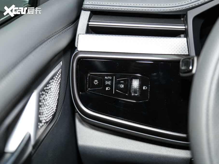 2022O T(ARCFOX T) 480S 160kW