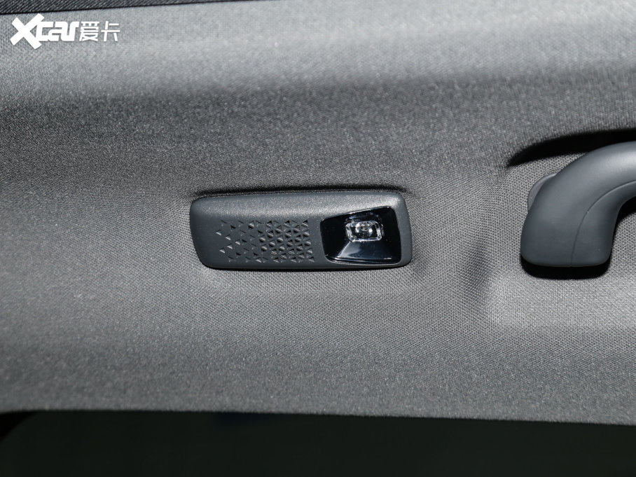 2022O T(ARCFOX T) 480S 160kW