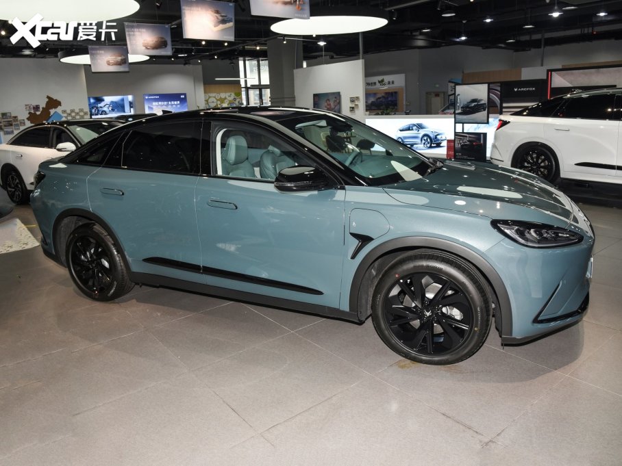 2023O S(ARCFOX S) ɭְ 525E 160kW