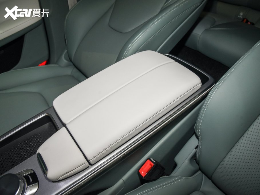 2023O S(ARCFOX S) ɭְ 525E 160kW