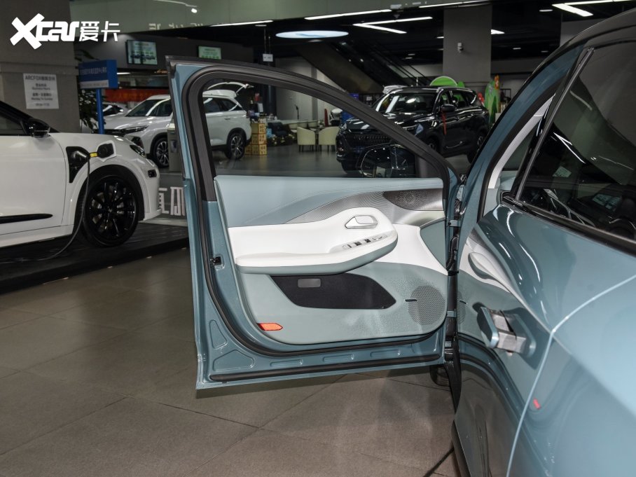 2023O S(ARCFOX S) ɭְ 525E 160kW