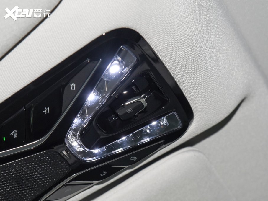 2023O S(ARCFOX S) ɭְ 525E 160kW