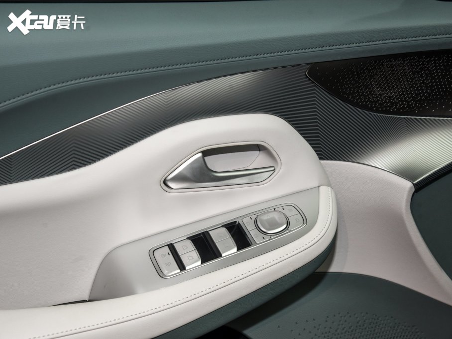 2023O S(ARCFOX S) ɭְ 525E 160kW