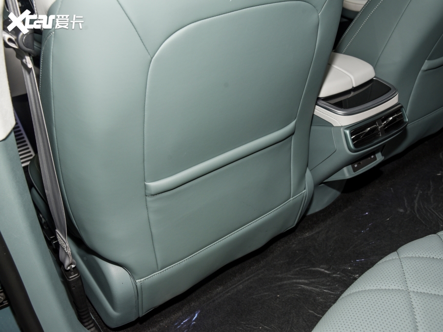 2023O S(ARCFOX S) ɭְ 735E+ 175kW