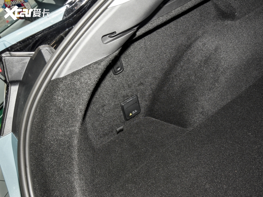 2023O S(ARCFOX S) ɭְ 735E+ 175kW