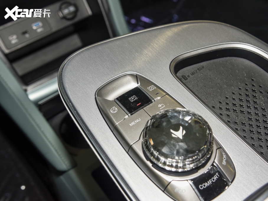 2023O S(ARCFOX S) ɭְ 735E+ 175kW