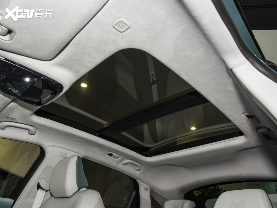 2023O S(ARCFOX S) ɭְ 735E+ 175kW