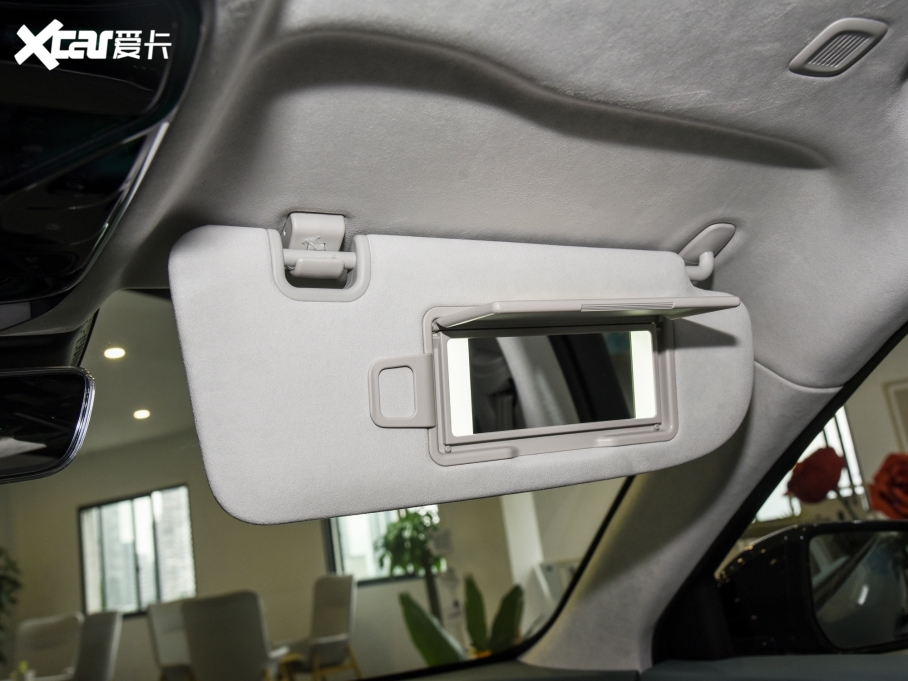 2023O S(ARCFOX S) ɭְ 735E+ 175kW