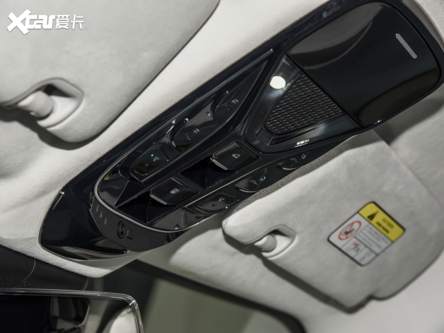 2023O S(ARCFOX S) ɭְ 735E+ 175kW