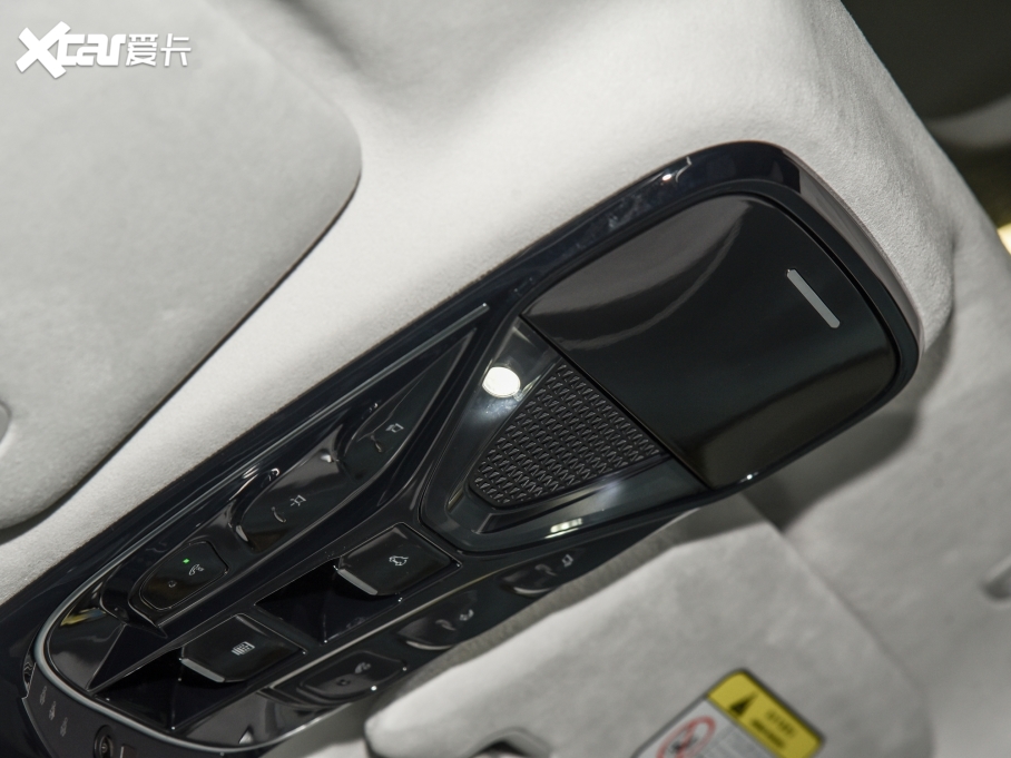 2023O S(ARCFOX S) ɭְ 735E+ 175kW