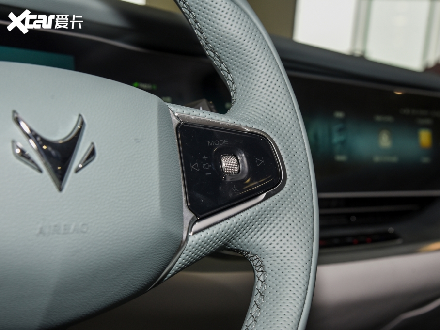 2023O S(ARCFOX S) ɭְ 735E+ 175kW