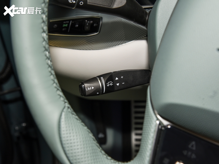 2023O S(ARCFOX S) ɭְ 735E+ 175kW