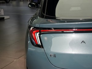 2023ɭְ 525E 160kW ^