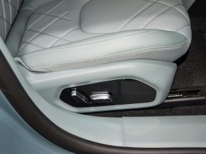 2023ɭְ 735E+ 175kW g