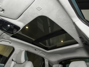 2023ɭְ 735E+ 175kW 촰