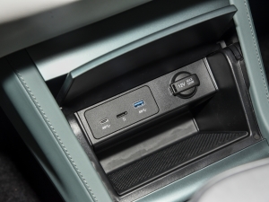 2023ɭְ 735E+ 175kW п؅^