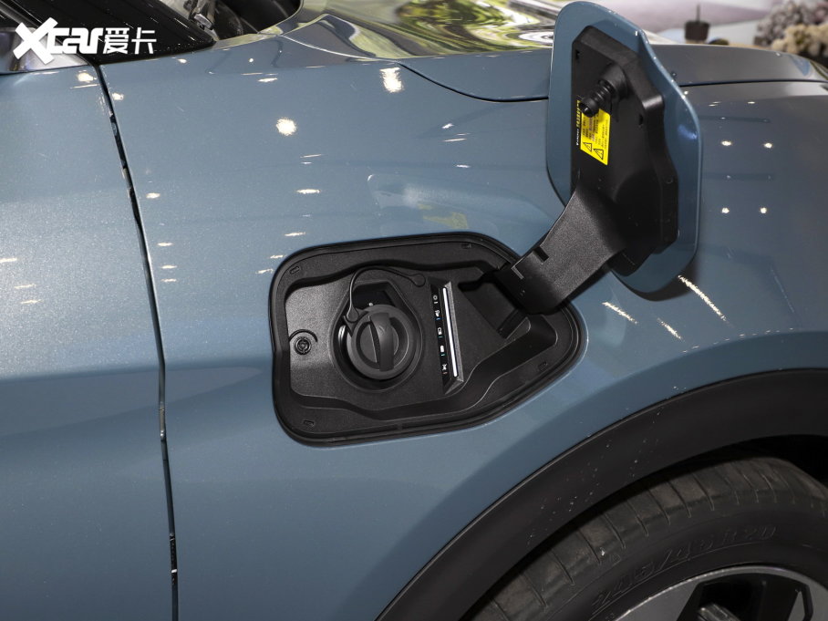 2023O T(ARCFOX T) ɭְ 688E+ 160kW