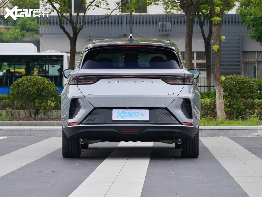 2023O T(ARCFOX T) ɭְ 688E+ 175kW