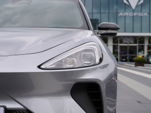 2023ɭְ 688E+ 175kW ^