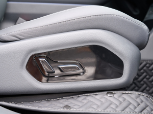 2023ɭְ 688E+ 175kW g