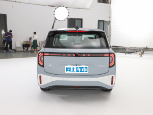 2024款家庭版AIR 整体外观