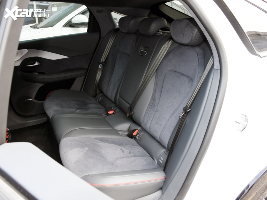 2024O S(ARCFOX S) аPRO