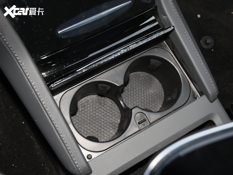 2024O S(ARCFOX S) аPRO