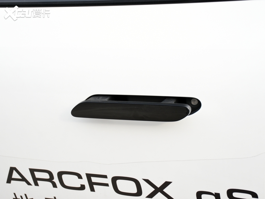 2024O S(ARCFOX S) аPRO