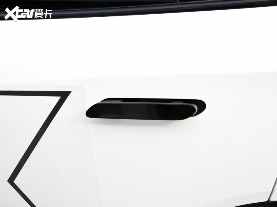 2024O S(ARCFOX S) аPRO