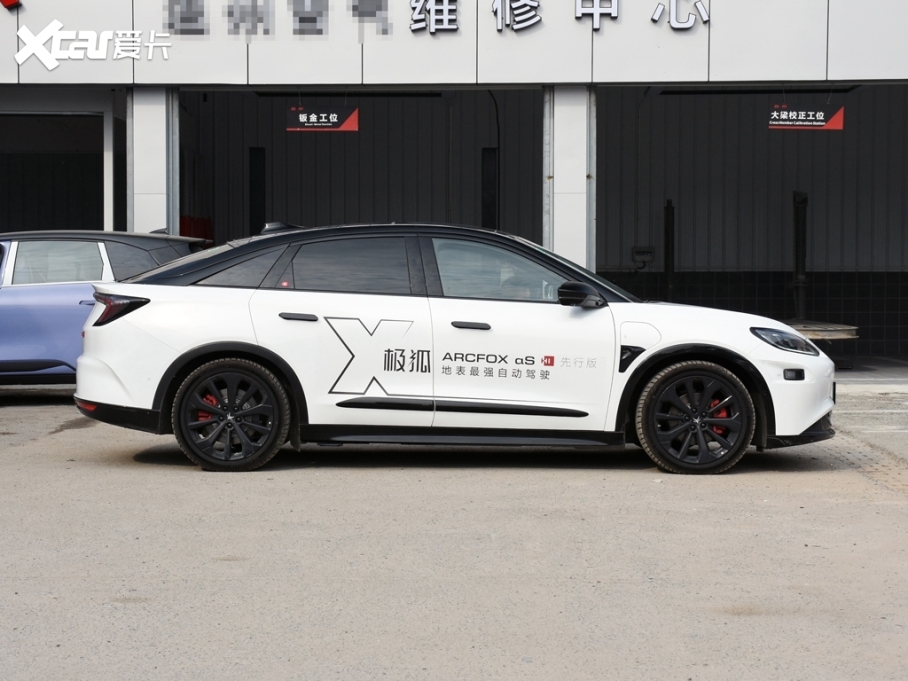 2024��O�� ������S(ARCFOX ��S) ���а�PRO