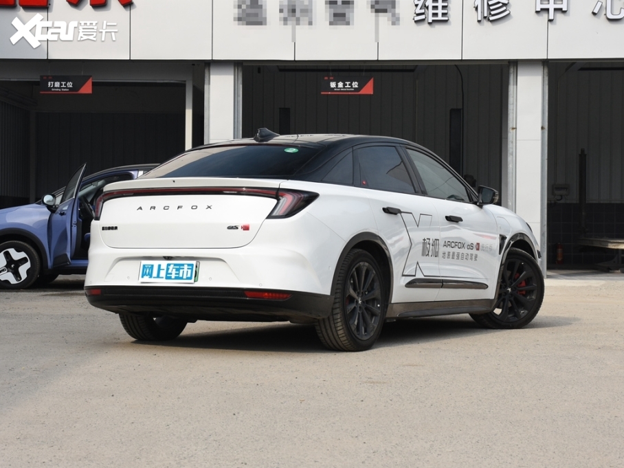 2024O S(ARCFOX S) аPRO