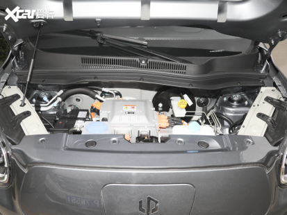 零跑汽车2021款零跑T03