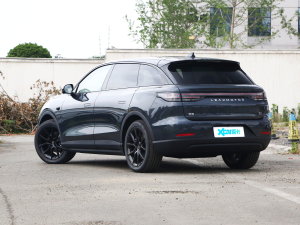 2023款纯电 500舒享版 左后45度