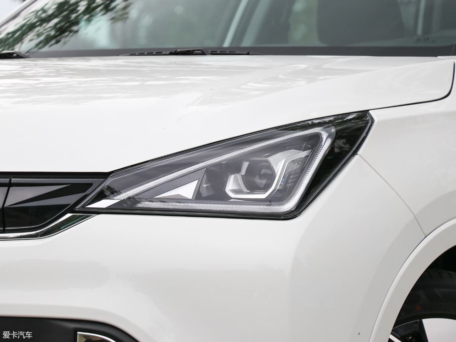 2018GE3 530 (lin)W(wng)