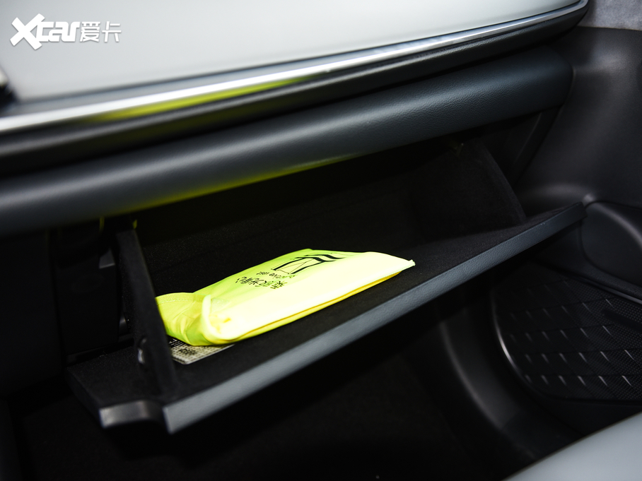 2019A(y)ion LX(LX) 80