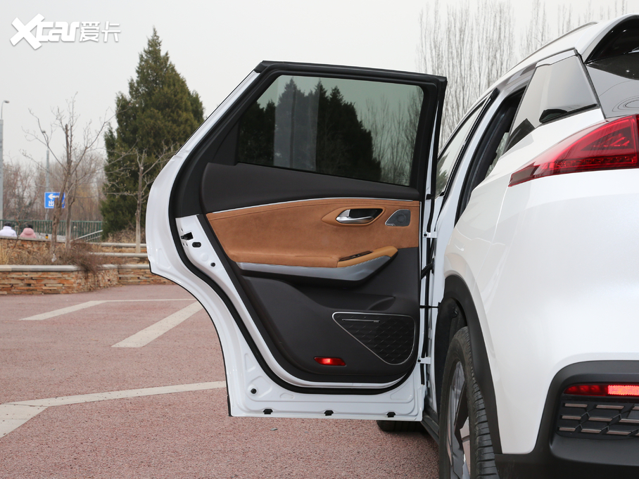 2019A(y)ion LX(LX) 80