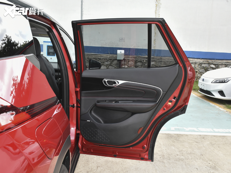 2020A(y)ion V(V) 80 {