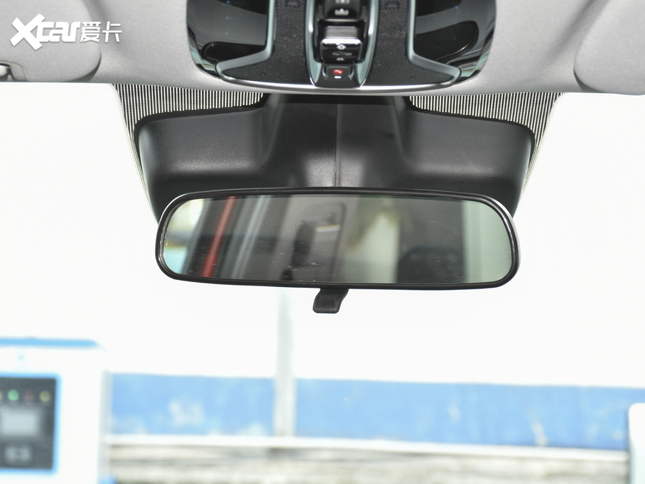 2020A(y)ion V(V) 80 {