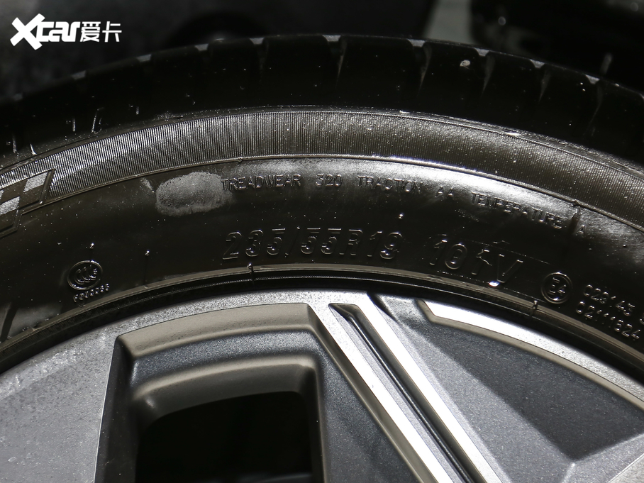 2020A(y)ion V(V) 70 {