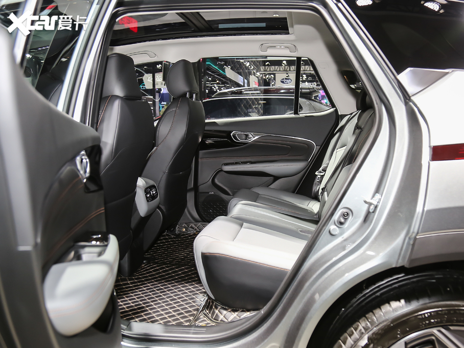 2020A(y)ion V(V) 70 {