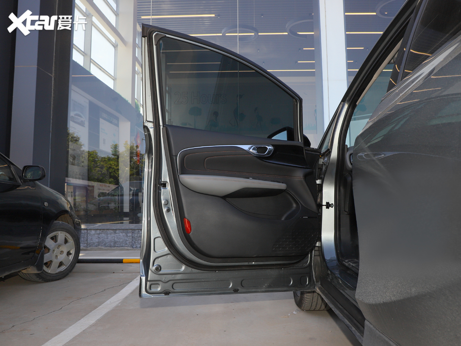 2020A(y)ion V(V) 70 {