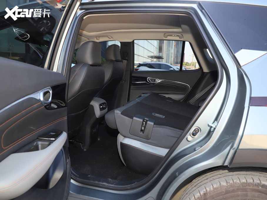 2020A(y)ion V(V) 70 {