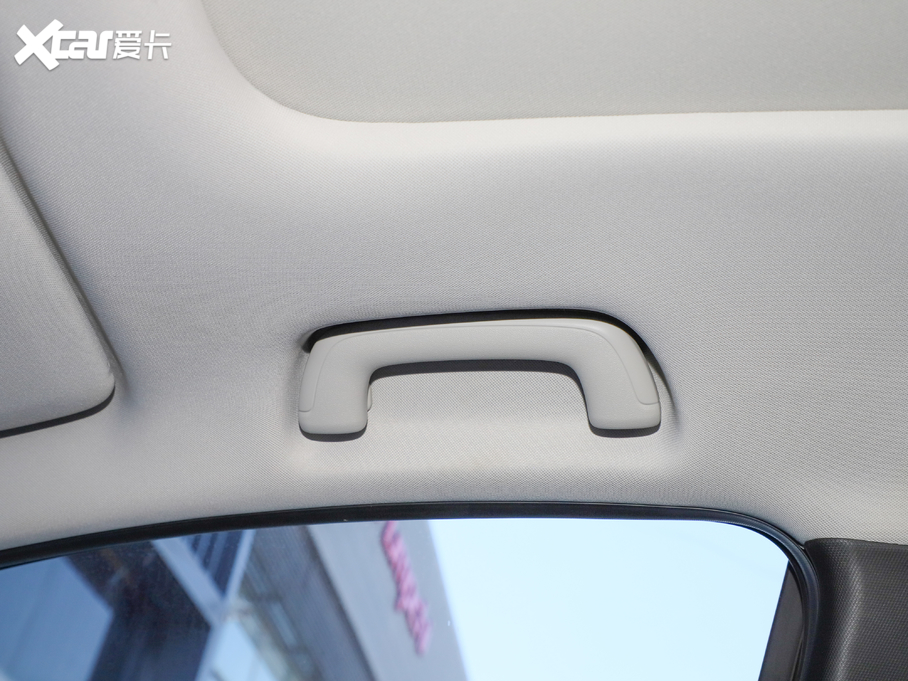 2020A(y)ion V(V) 70 {